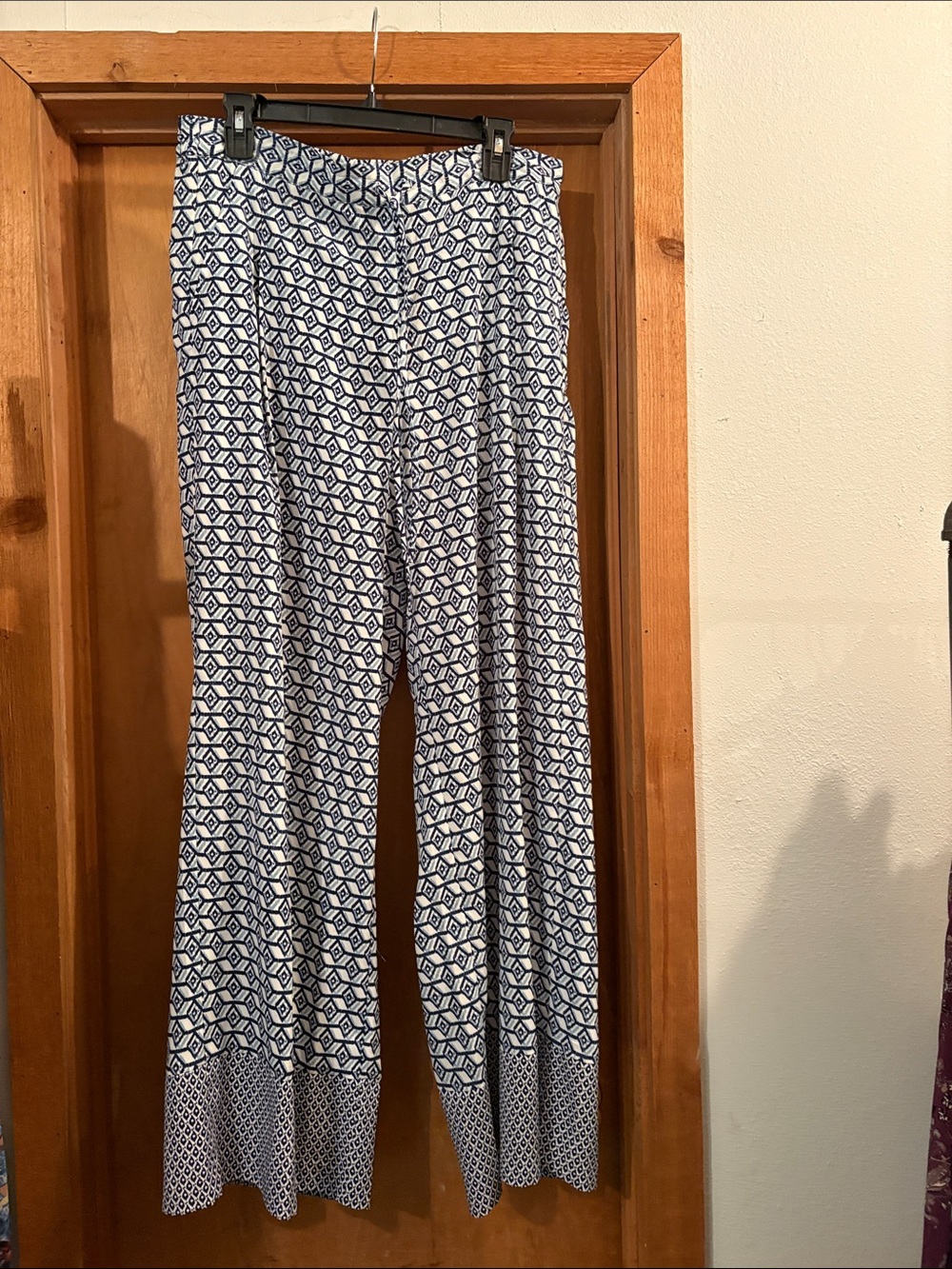 Blue & White Geometric Wide-Leg Pants